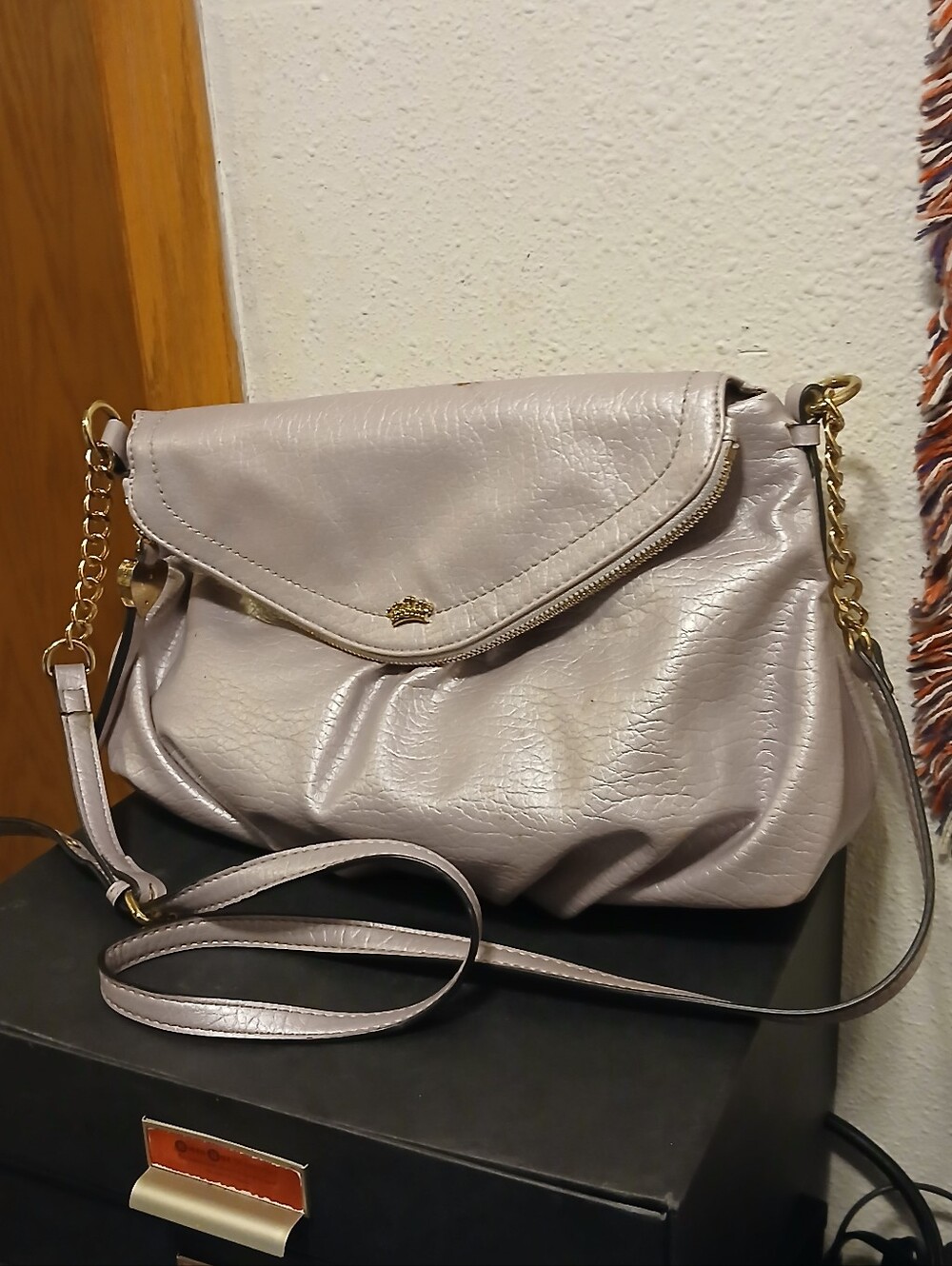 Juicy Couture Metallic Lilac Lavender Flap Crossbody Bag Gold Crown Hardware